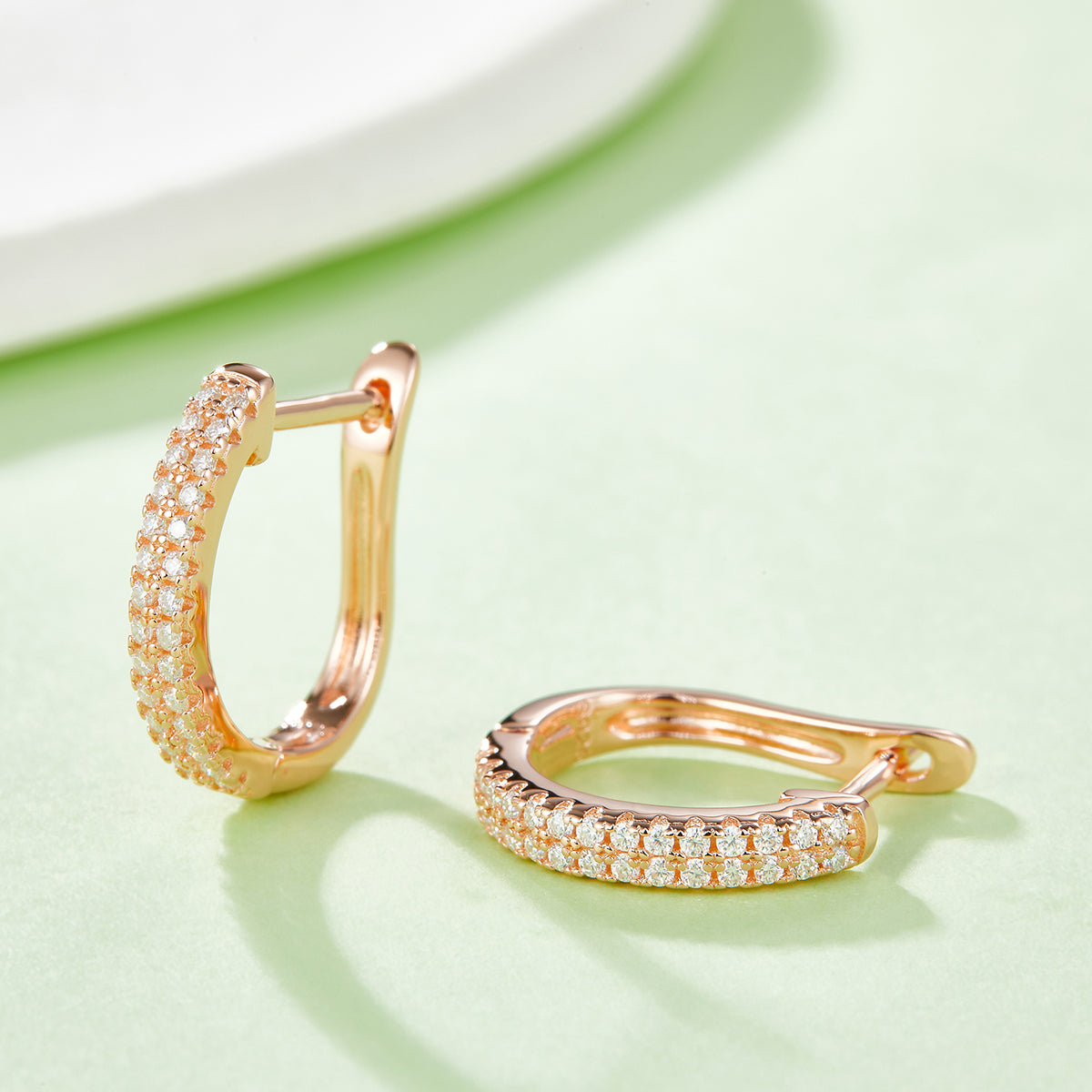 1.9g S925 Sterling Silver 16mm Textured Moissanite Hoop Earrings  Pave Huggie Hoops With GRA Certificate, Platinum Plated Jewelry Gift Box Set For Women