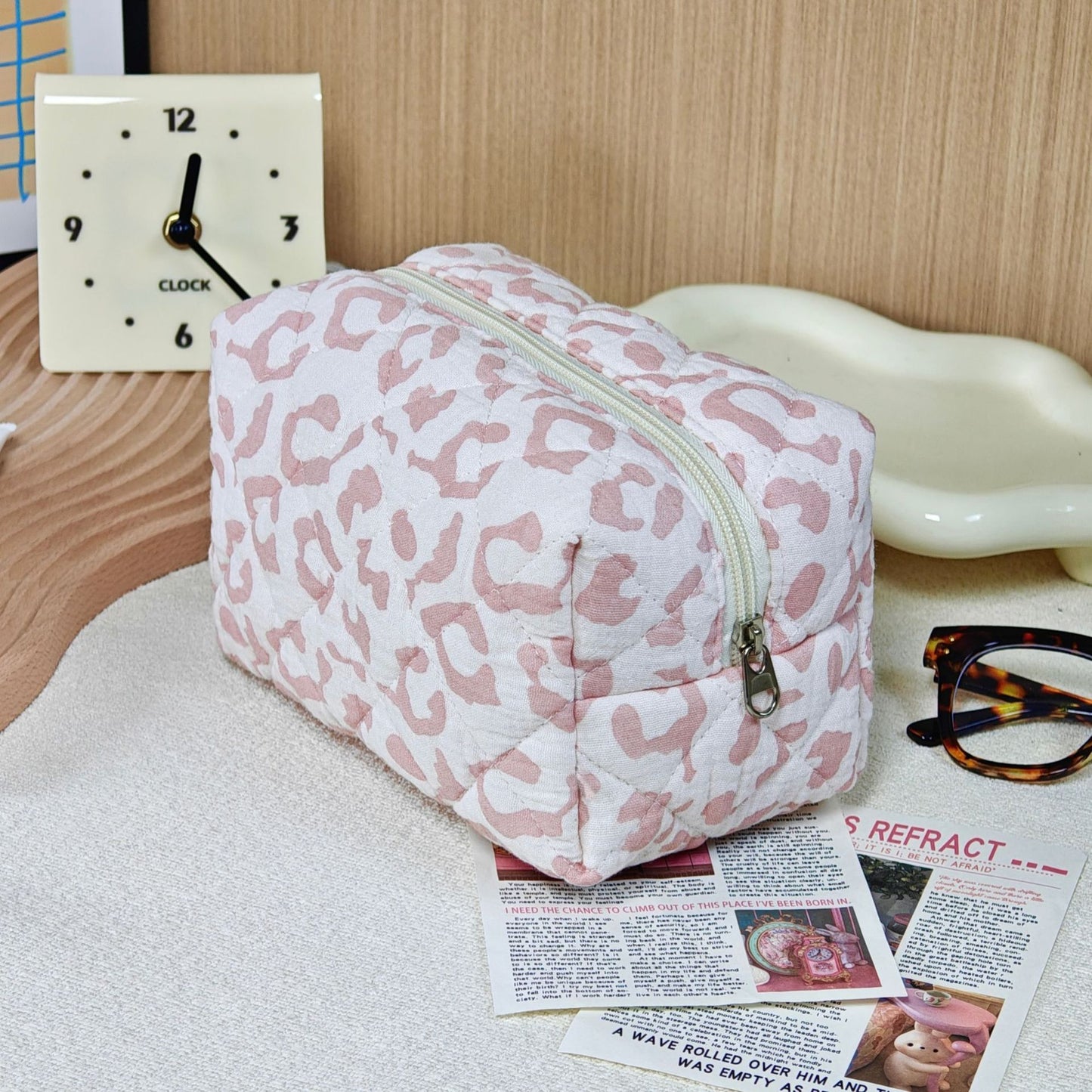 Printed Quilted Makeup Large Capacity Portable Toiletry Bag For Travel