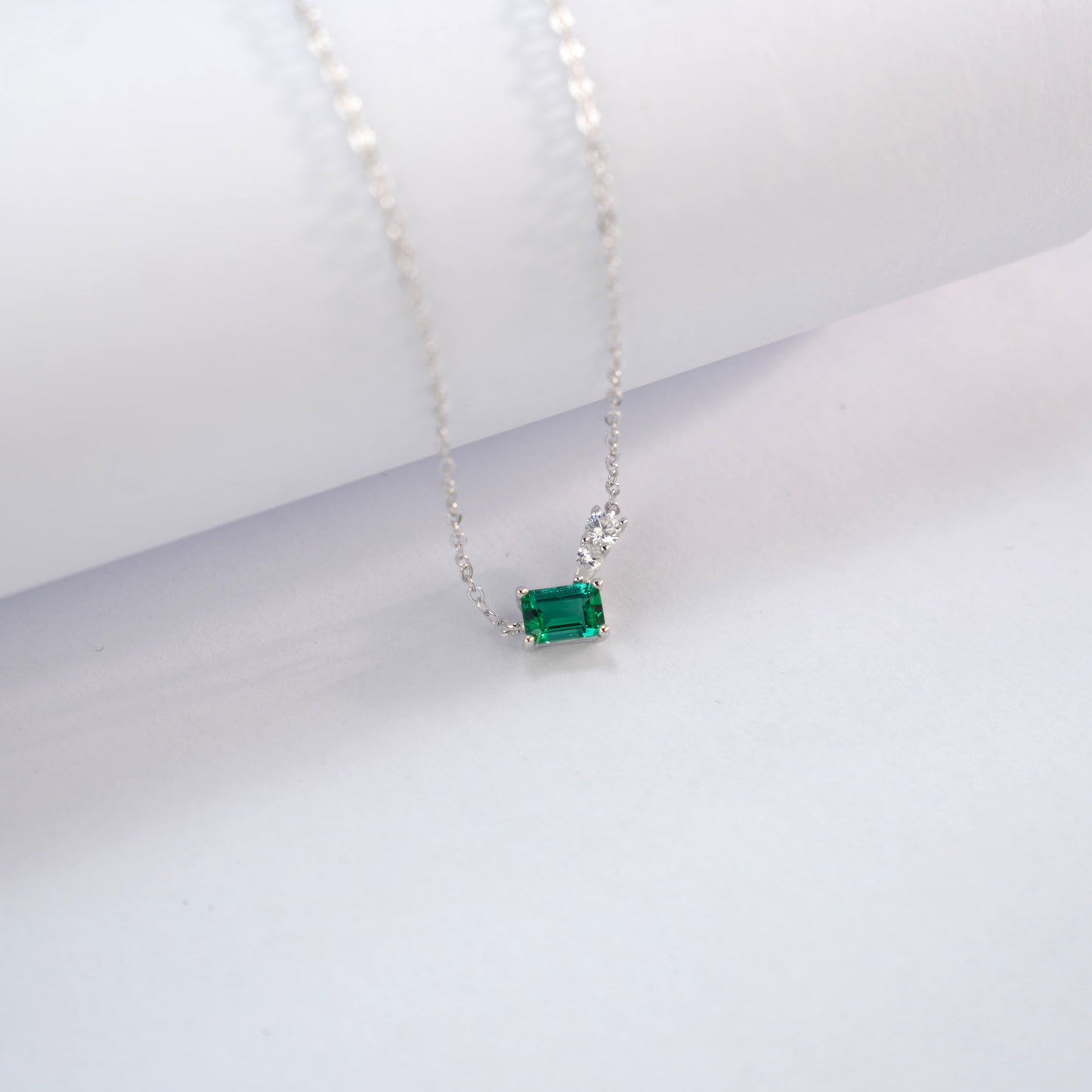 S925 Sterling Silver Geometric Necklace, 6x4mm Lab-Grown Ruby & Emerald, Platinum Plated Minimalist Chain, 2g Women's Jewelry Gift Box