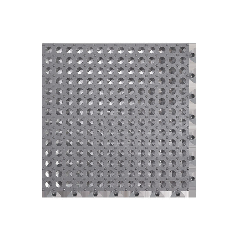 Pet Foot Pad With A Mesh Design To Prevent Paws From Getting Stuck