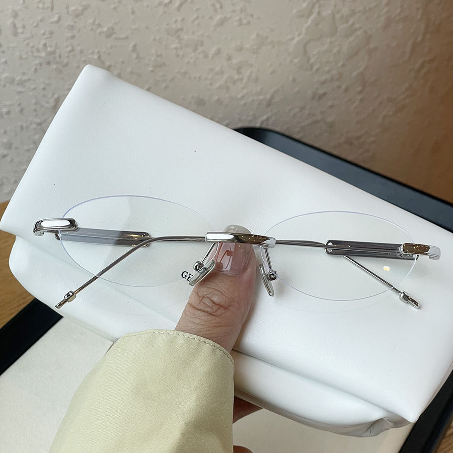 No-makeup Look Rimless Oval Plain Glasses For Women