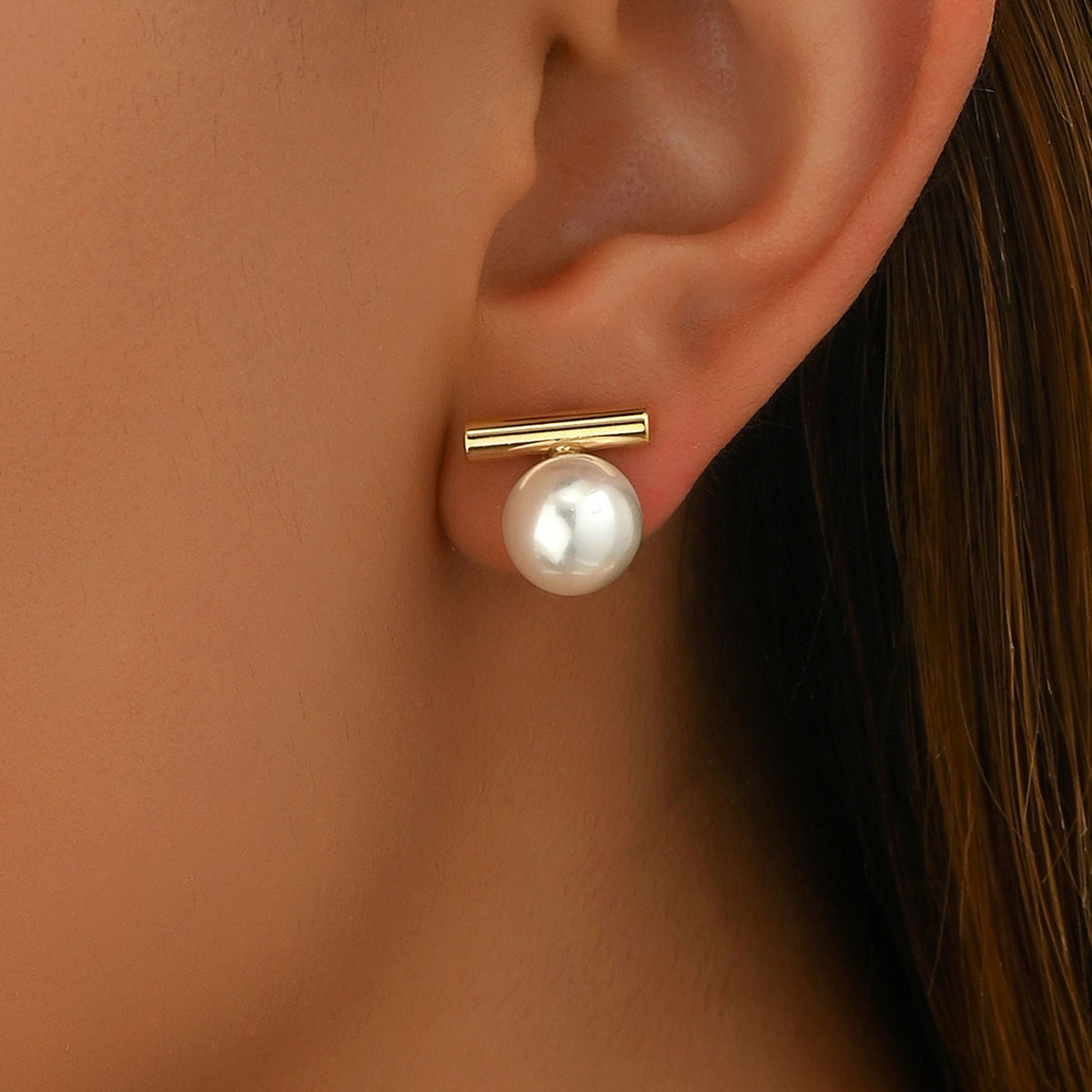 Ins Premium Korean Japanese Forest Style Stud Earrings For Women, Niche Minimalist Inlaid Pearl Design, Preppy Daily Ear Jewelry
