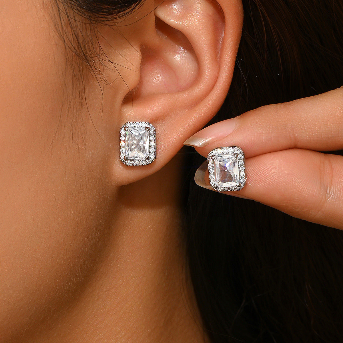 New European And American Cross-Border Earrings, Niche Design With Zircon Inlay, Square-Shaped Women's Stud Earrings, Versatile And High-End Earrings