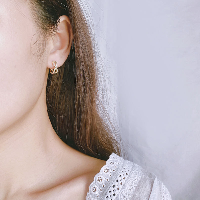Women's Korean-style Gold-plated Simple Earrings Micro Inlaid Zircon