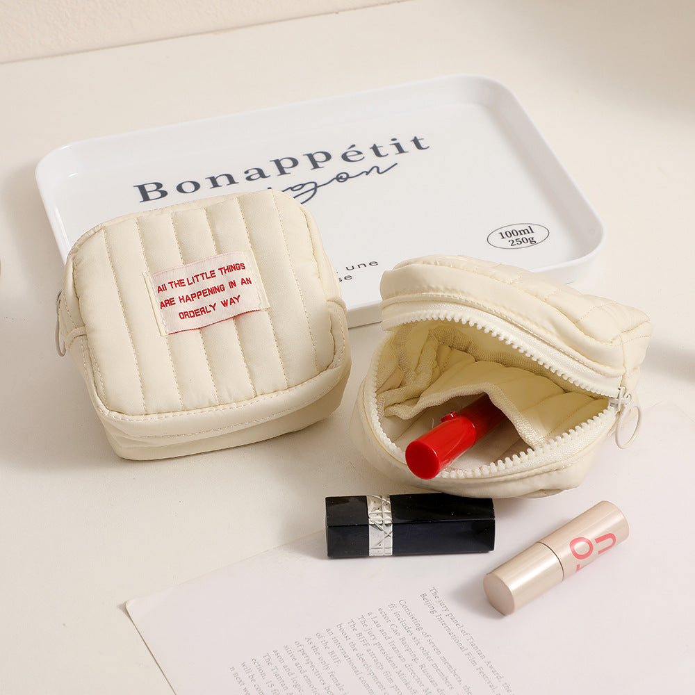 Korean-style Minimalist Square Small Makeup Bag, Student Niche Earphone Coin Purse, Girl's Portable Lipstick Storage Bag