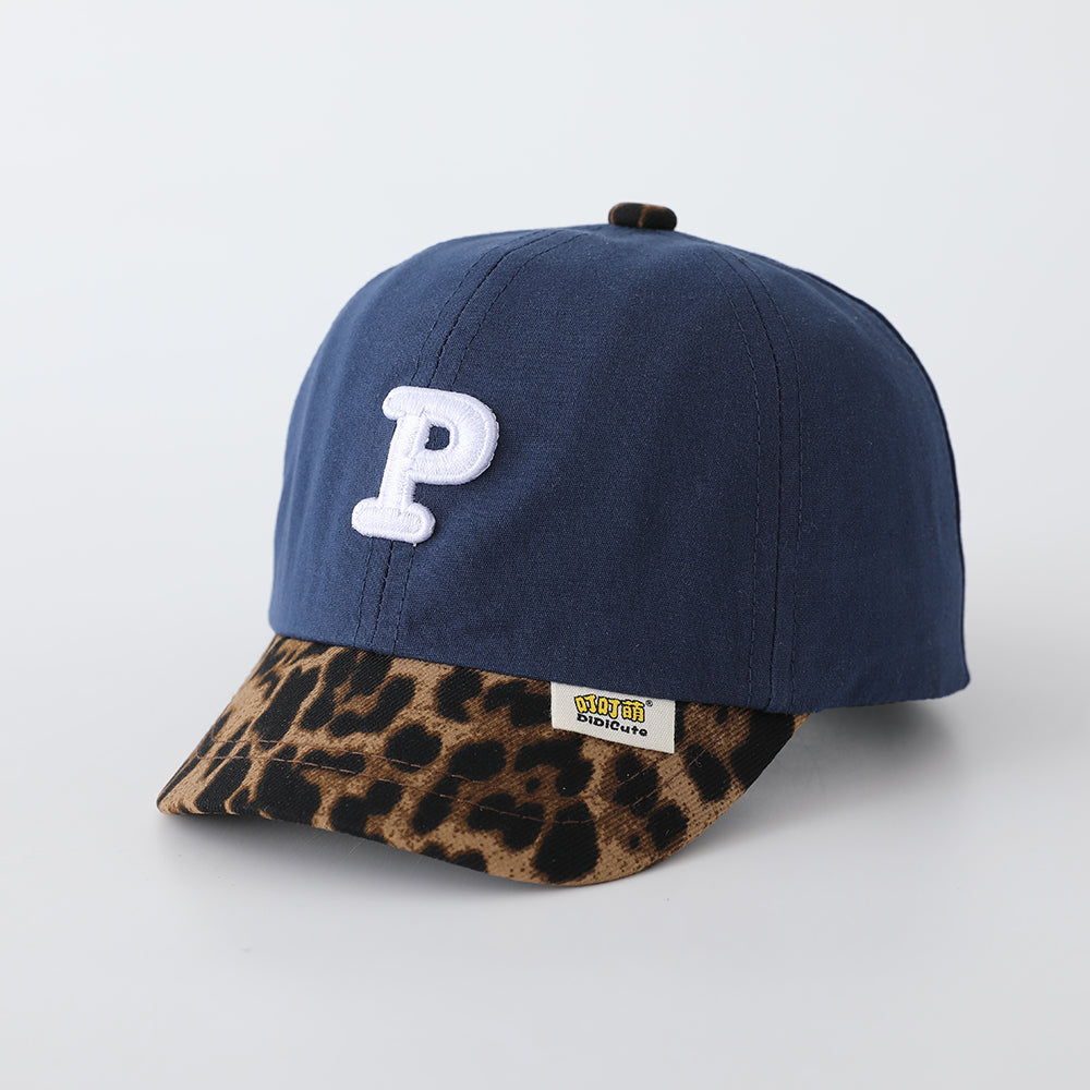 Children's Patchwork Leopard Print Brimmed Letter P Three-dimensional Embroidered Adjustable Fashion And Simple Baseball Cap, Suitable For Outings, Playtime And Daily Use.