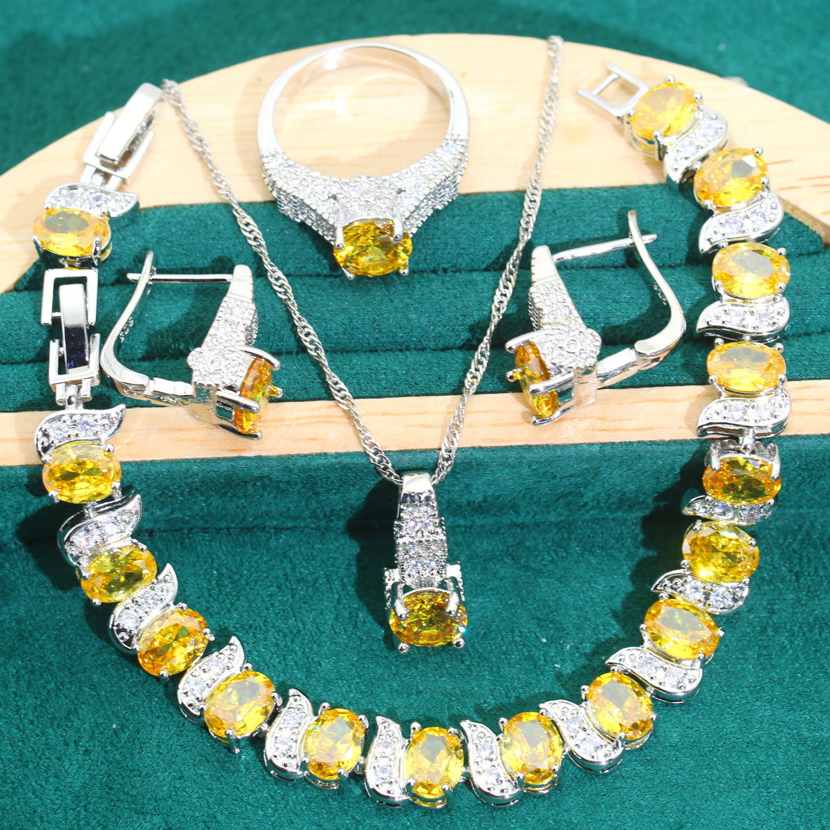 Bridal Zircon Chain Necklace Bracelet Earrings Four-piece Ring Set Pack Wedding Dress Accessories