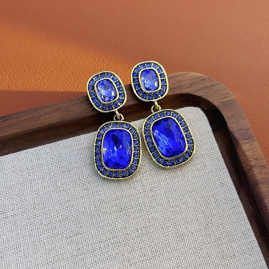 Vintage Enamel Flower Earrings - Retro Niche Premium Studs, Light Luxury Versatile Elegant Ear Jewelry For Women