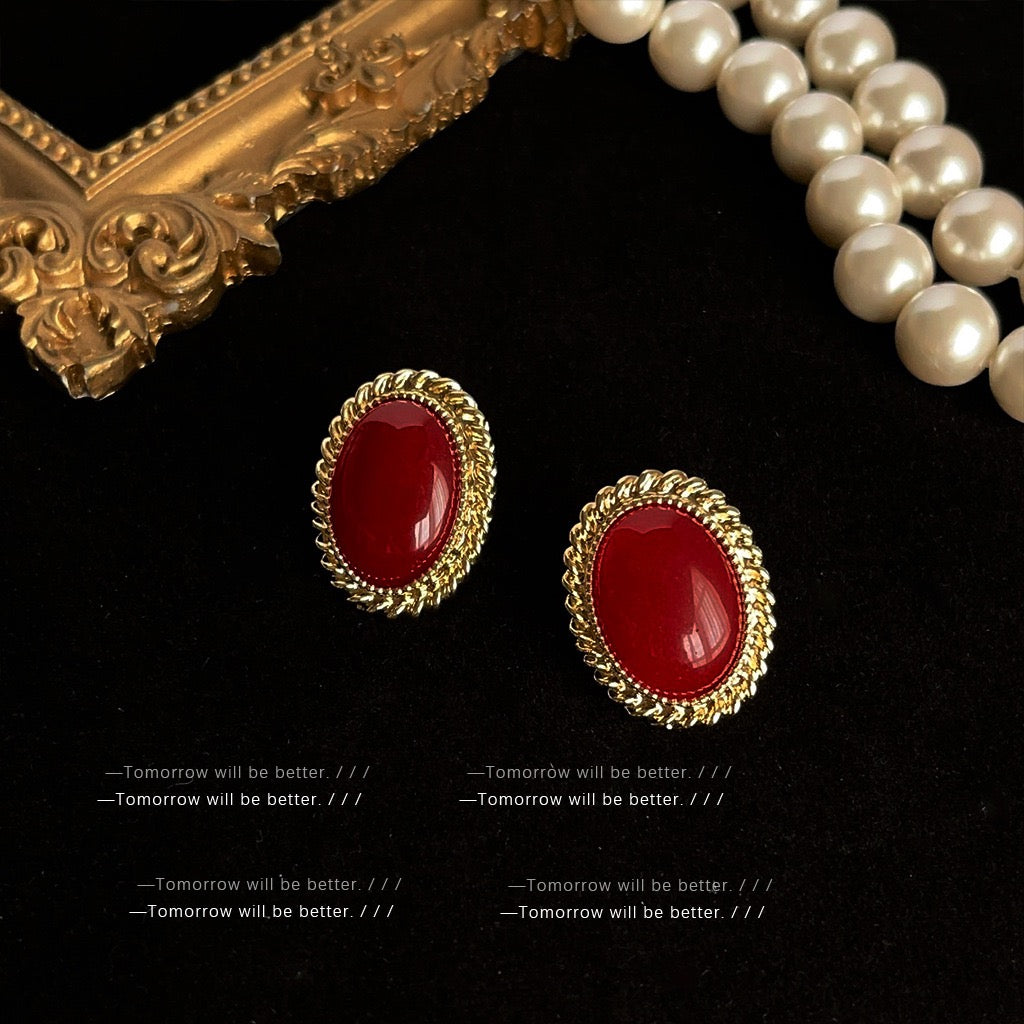 Retro Vintage Stud Earrings Women Elegant Style Niche Luxury Earrings Fashion Fine Jewelry Gift