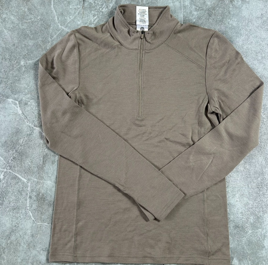 Half-zip Outdoor Base Layer For Fall And Winter And Antibacterialideal For Skiing