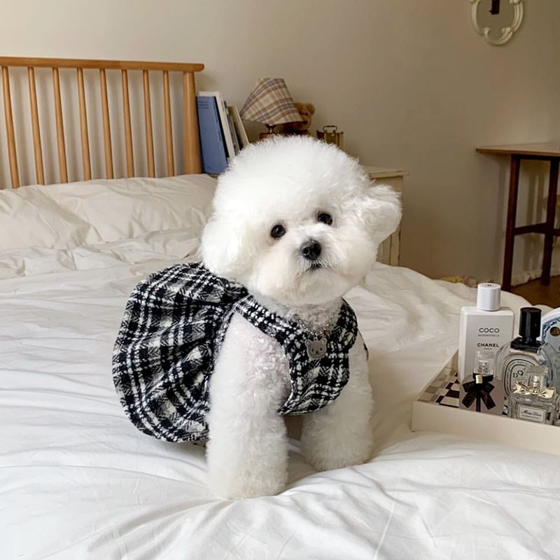 Pet Dog Clothes Spring And Autumn Style Black And White Plaid