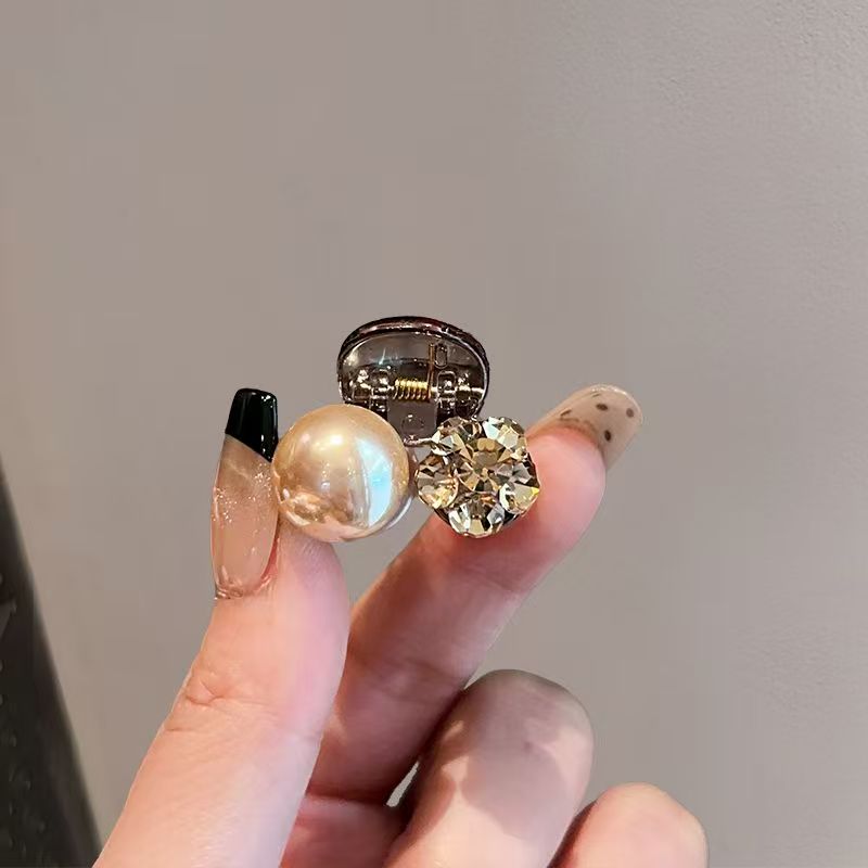 Dainty Small Pearl Crystal Hair Grips, Minimalist Side Bang Hair Clips Premium Daily Hair Accessories For Ladies