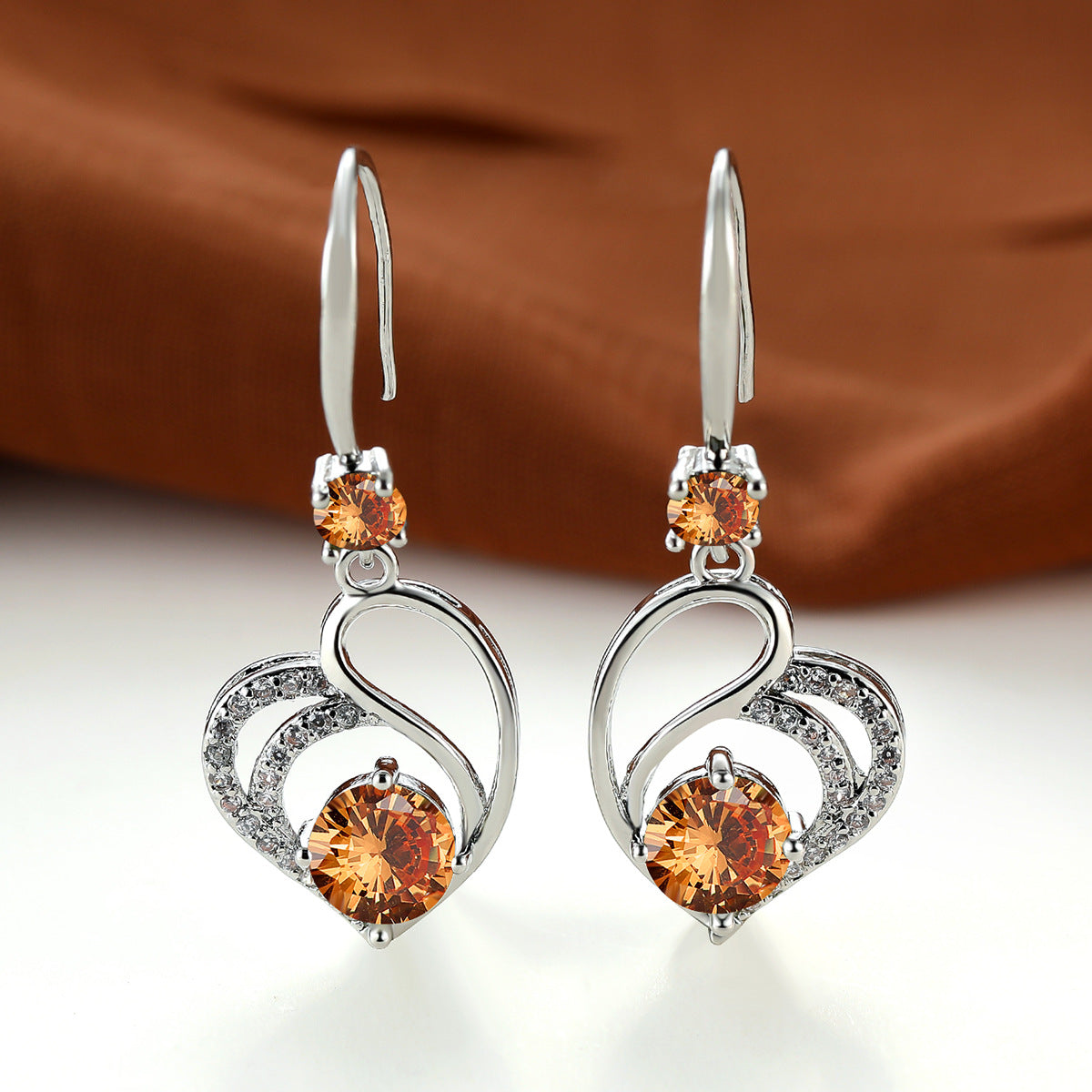 Womens Korean-style Delicate Heart-shaped Midi Earrings