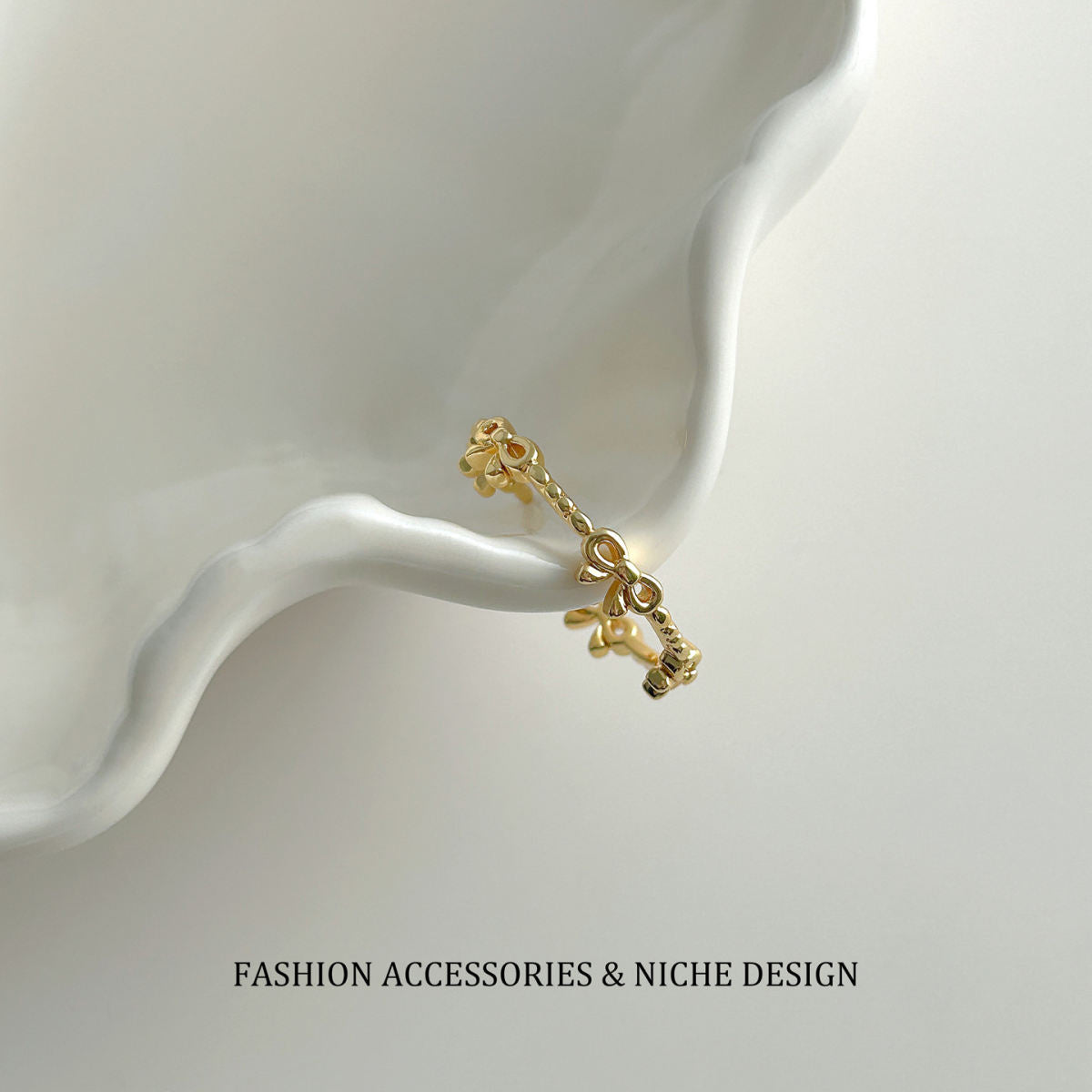 Korean Style Hollow Bowknot Open Ring - Women's Sweet Minimalist Design Adjustable Index Finger Jewelry