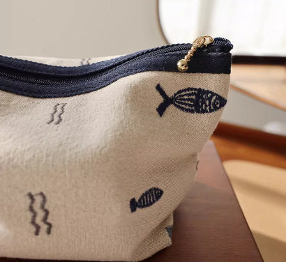 Embroidered Makeup Bag Japanese Style Minimalist Storage