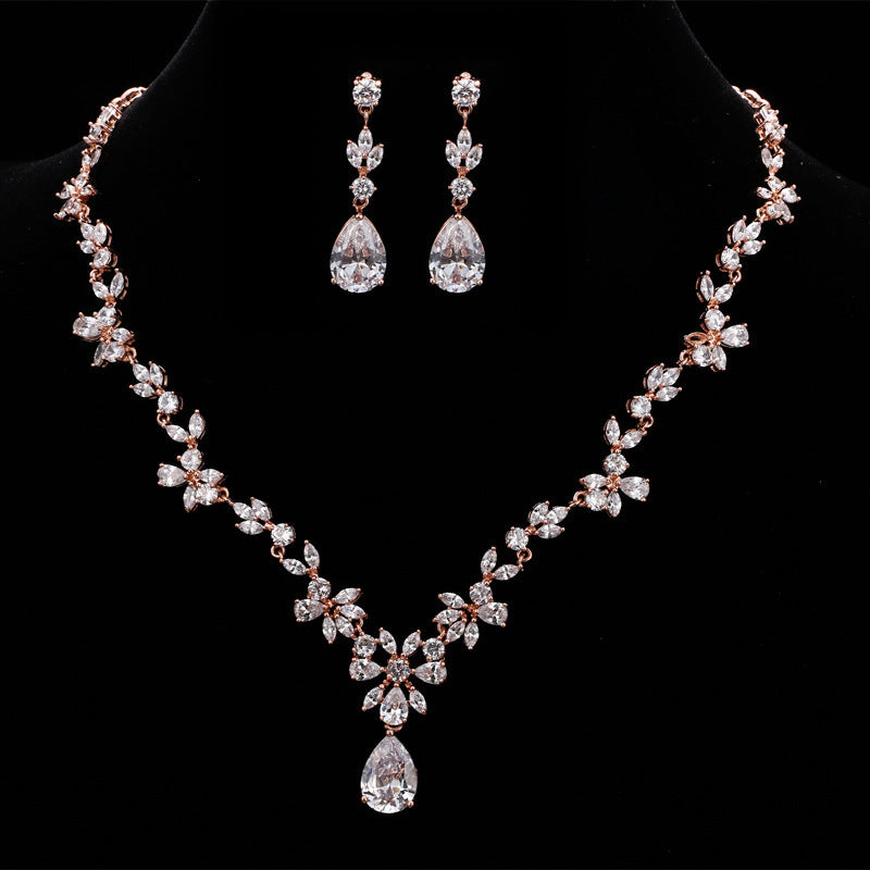 Korean-style Trendy And Elegant Stud Earrings And Necklace