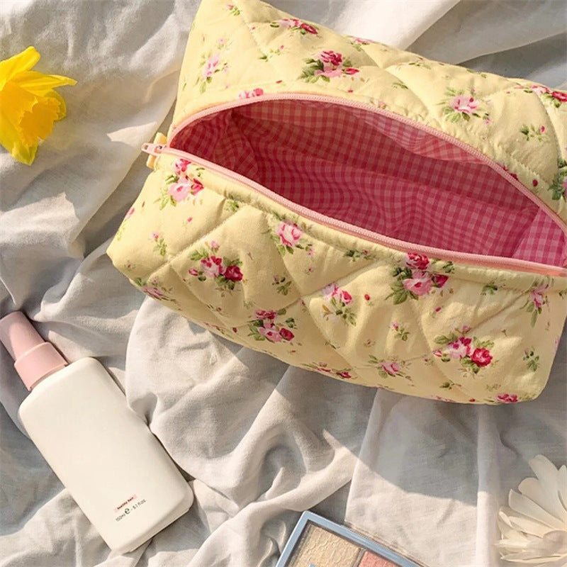 Large Capacity Travel Multifunctional Floral Makeup Bag
