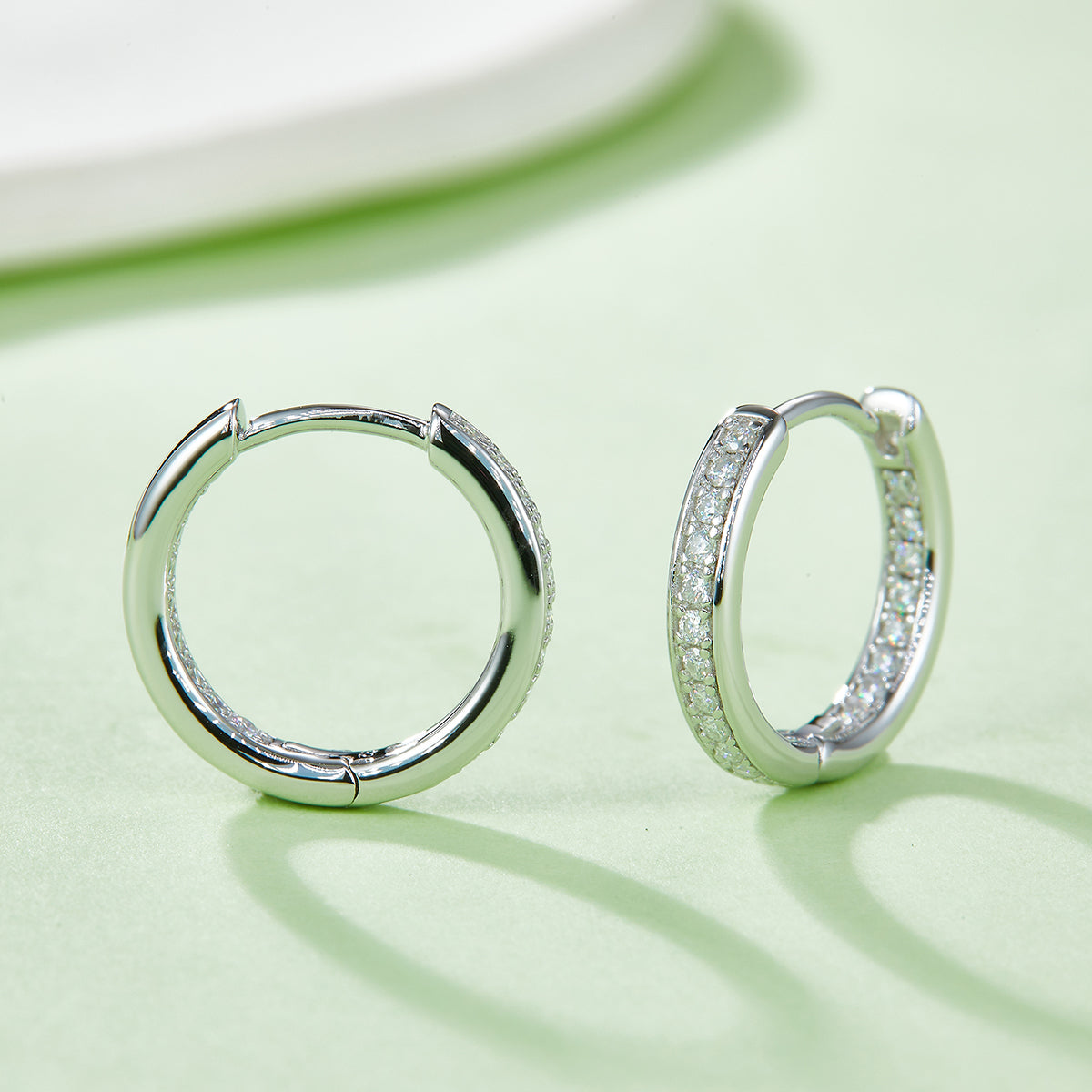 S925 Sterling Silver 40pcs Moissanite Huggie Hoop Earrings Women 14.5mm Platinum Plated GRA Certified Hypoallergenic Gift Box