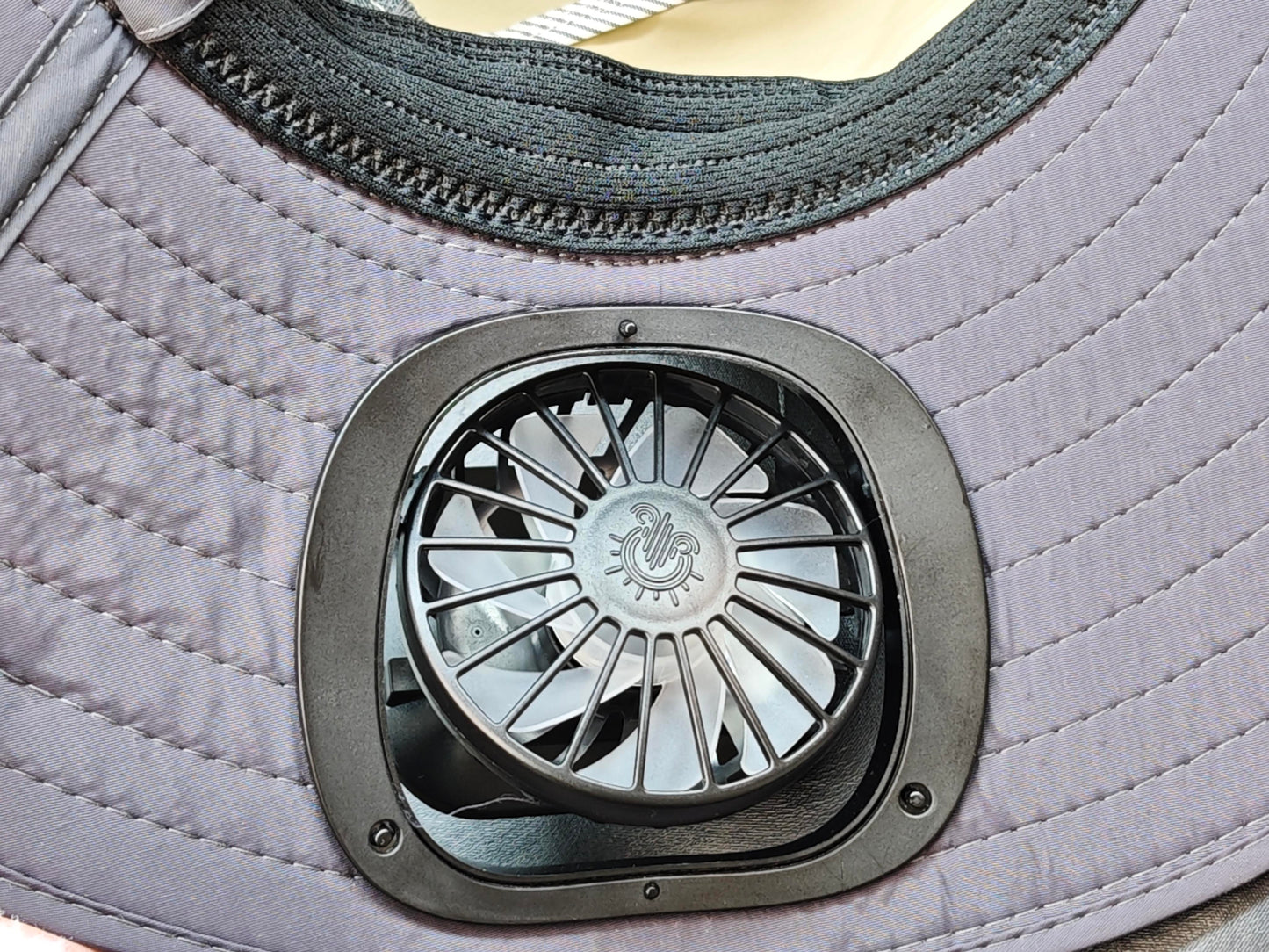 Portable Outdoor Sun Hat With Built-in Cooling Fan Wearable Design, Ideal For Outdoor Activities