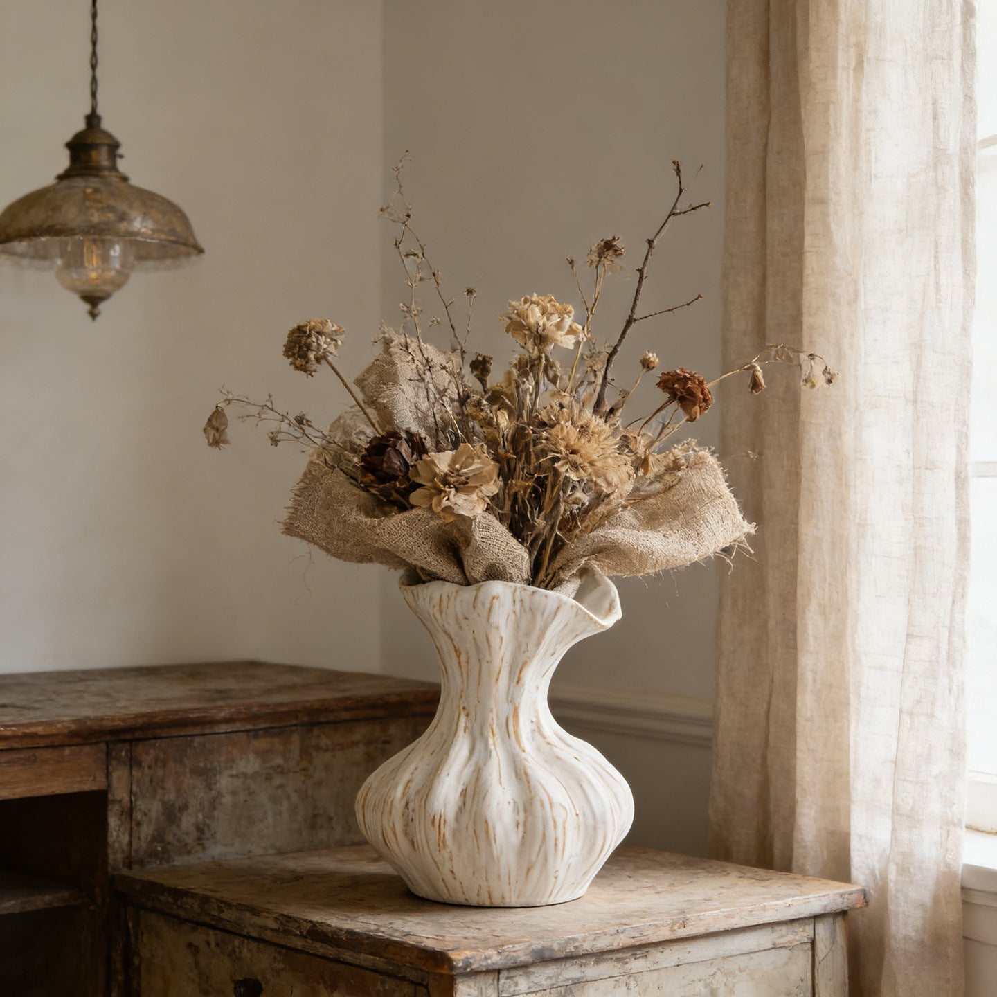 New White Creative Ceramic Vase With A Premium Feel
