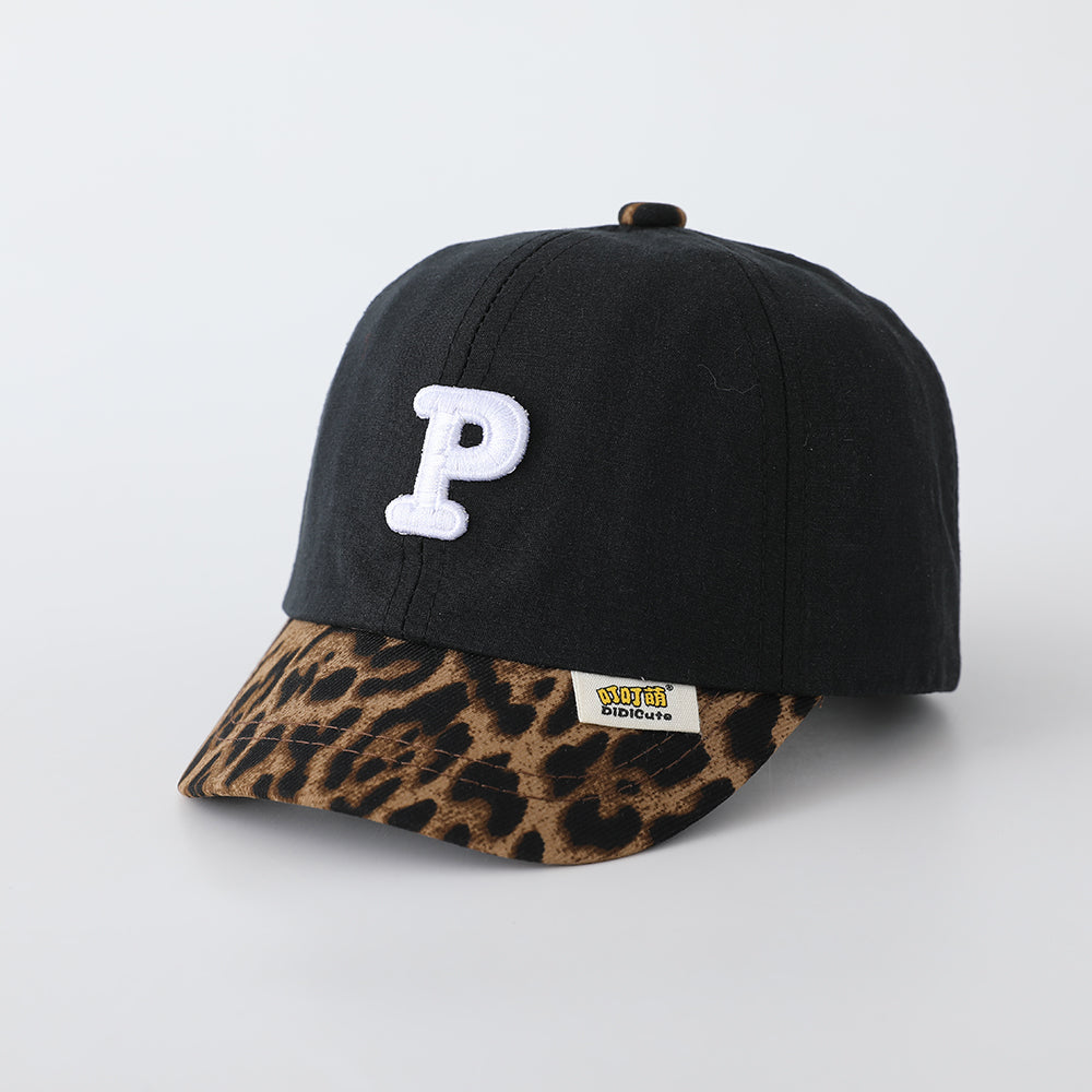 Children's Patchwork Leopard Print Brimmed Letter P Three-dimensional Embroidered Adjustable Fashion And Simple Baseball Cap, Suitable For Outings, Playtime And Daily Use.