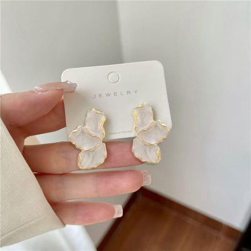 Simple Three Flower Petal Earrings, Elegant High-end Stylish Accessories