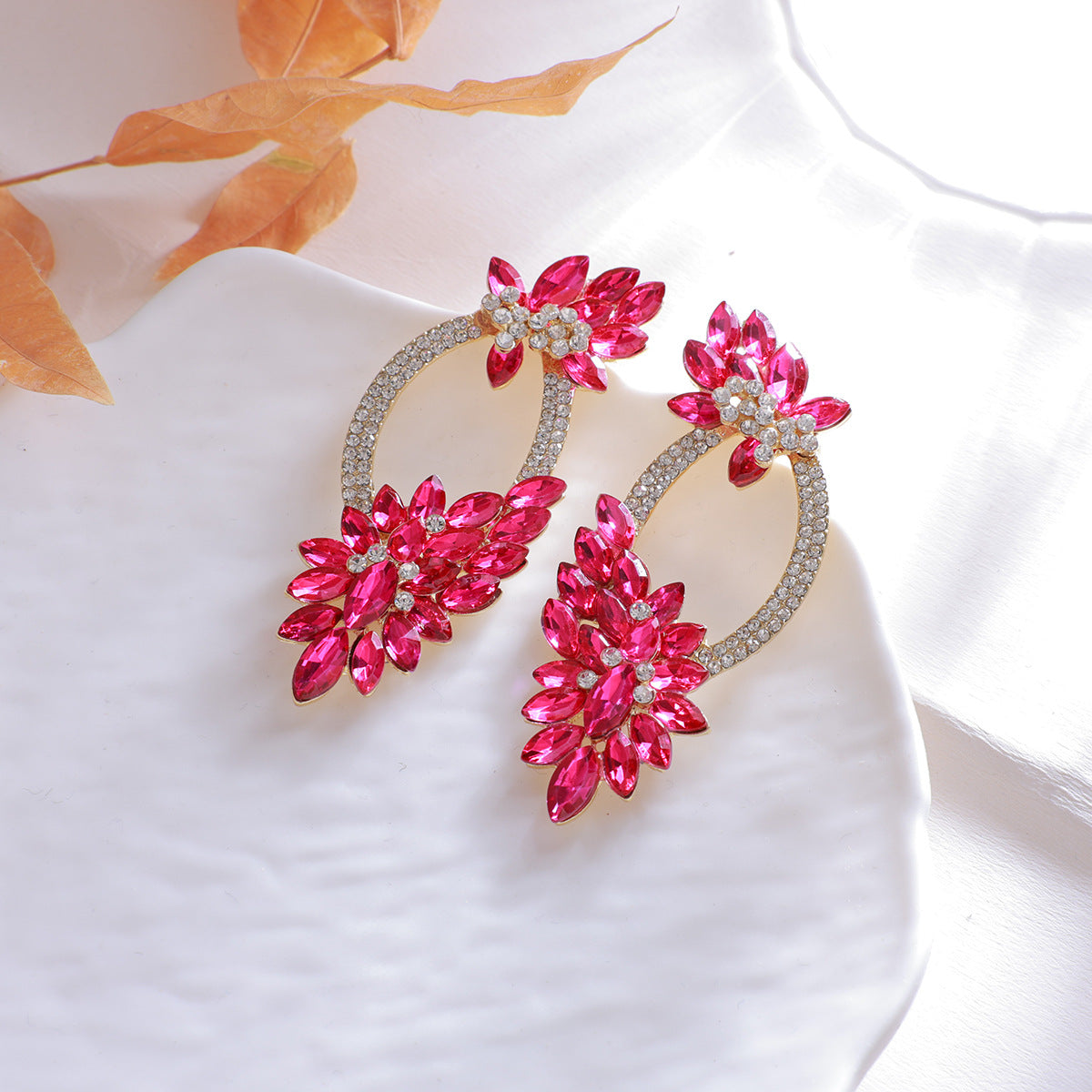 Vintage Floral Full Rhinestone Circle Drop Earrings - Niche Premium Evening Gown Photoshoot Aesthetic Ear Jewelry