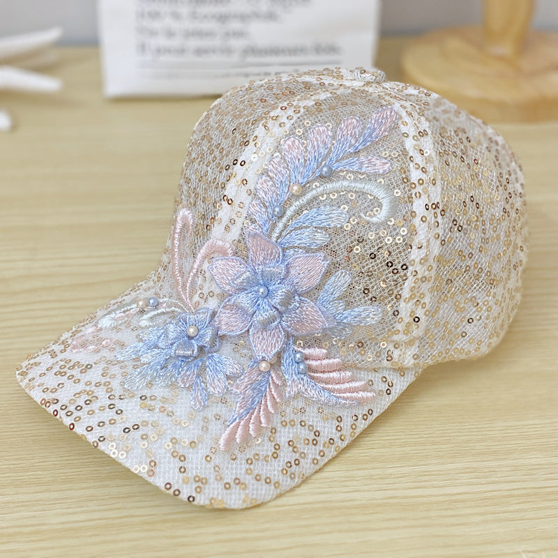 New Women's Mesh Sequin Flower Baseball Cap With Exquisite Three-dimensional Floral Decorations, Presenting A Fresh And Sweet Style, Suitable For Outings And Photography.