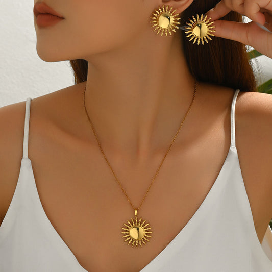 Cross-border European American Women Floral Jewelry Set, Unique Metal Sunflower Design Pendant Necklace And Matching Earrings Daily Accessories For Ladies