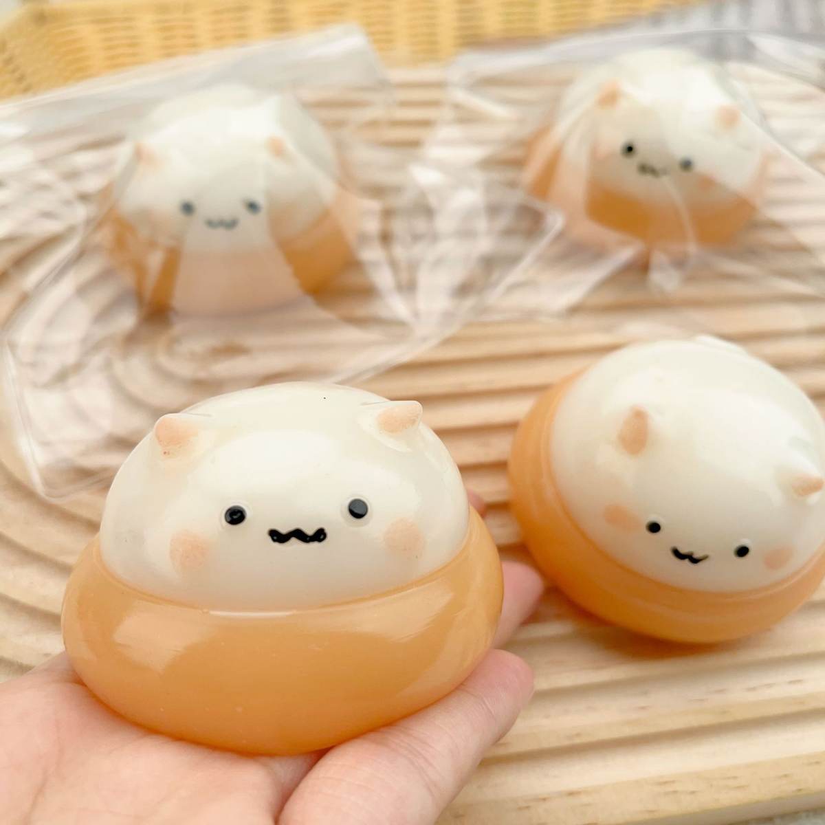 Chestnut Little Hamster Tweak Toys