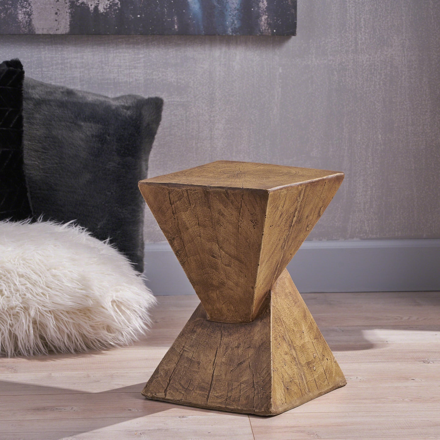 TESS Modern Side Table -Stylish End Table Compatible With Living Room, Bedroom, Or Office,Versatile Home Furniture,Natural Color