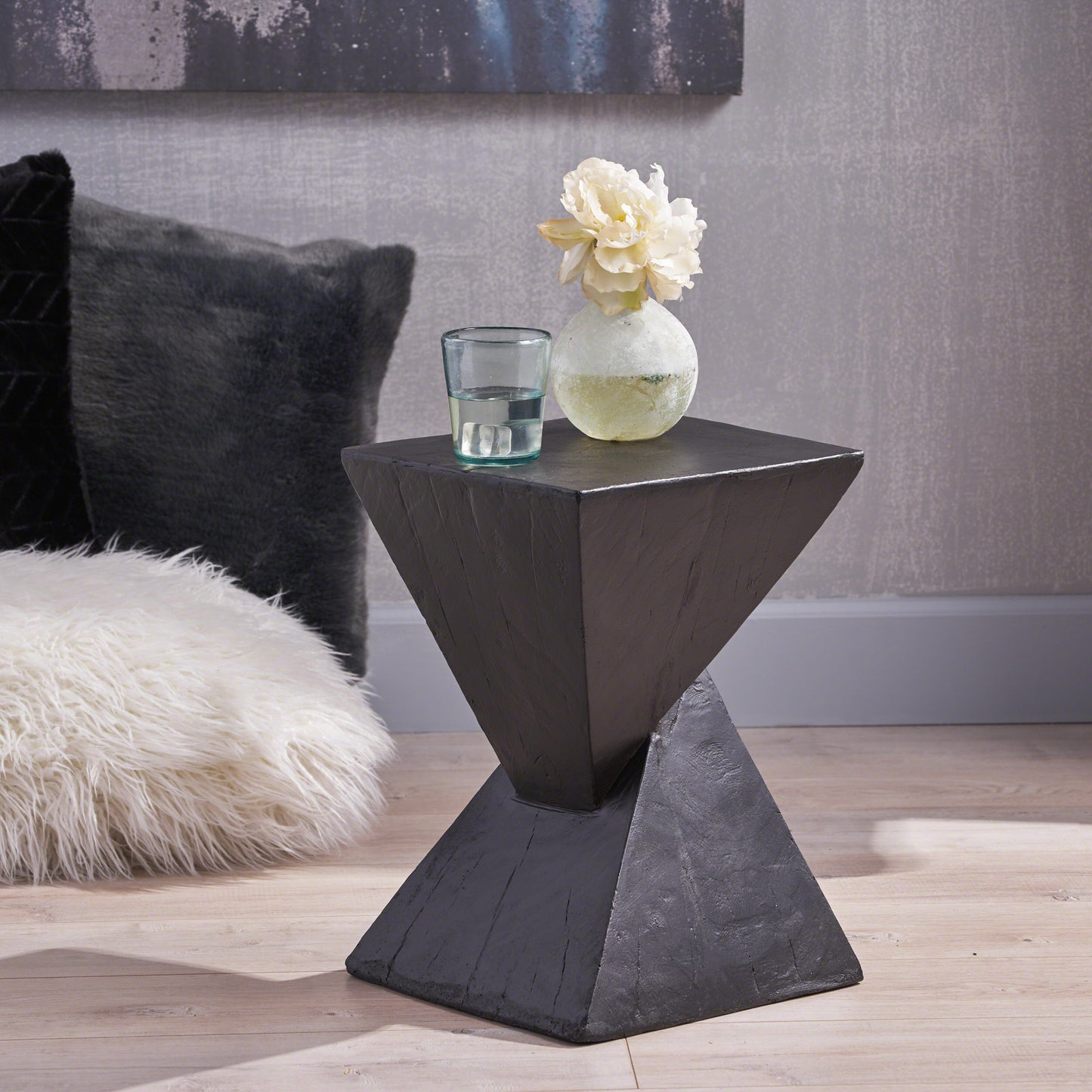 TESS Modern Side Table -Stylish End Table Compatible With Living Room, Bedroom, Or Office,Versatile Home Furniture,Black Color