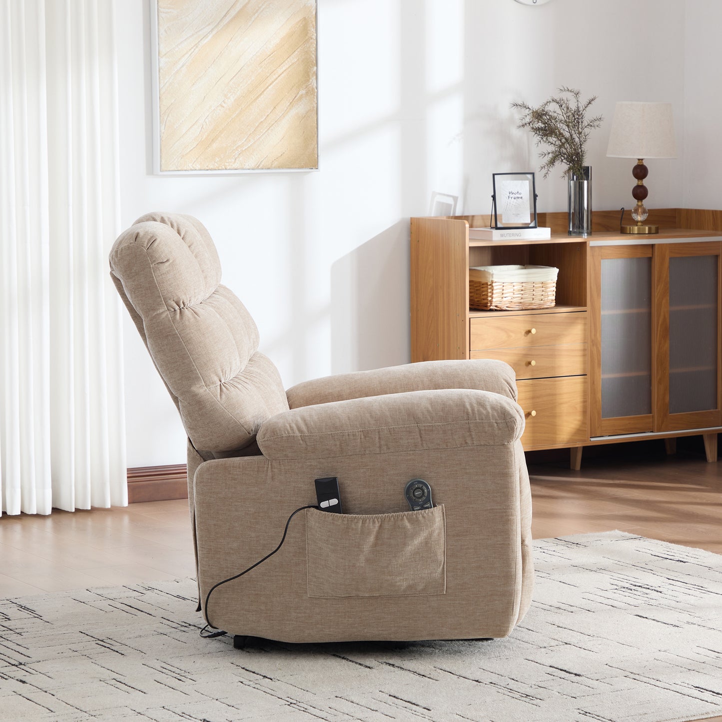 Multifunctional Electric Recliner With Stand-up Aid, Massage And Heat Function, Electrically Adjustable Backrest And Footrest As Well As Side Storage Pockets.