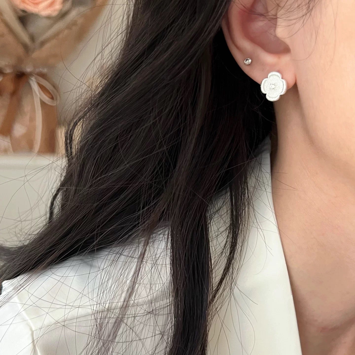 1 Pair 999 Sterling Silver Textured Diamond Flower Stud Earrings, Delicate Minimalist Style, Perfect For Daily Wear & Valentine's Gifts