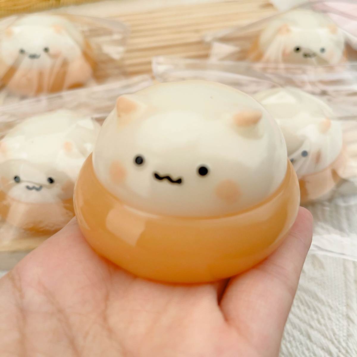 Chestnut Little Hamster Tweak Toys