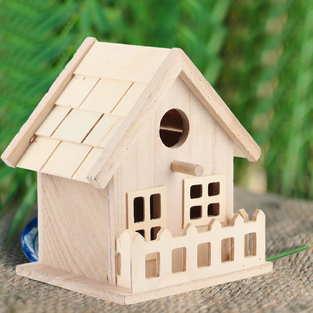 Wooden Bird House Nests Outdoor Hanging Birds Parrots Resting Breeding Box Decoration