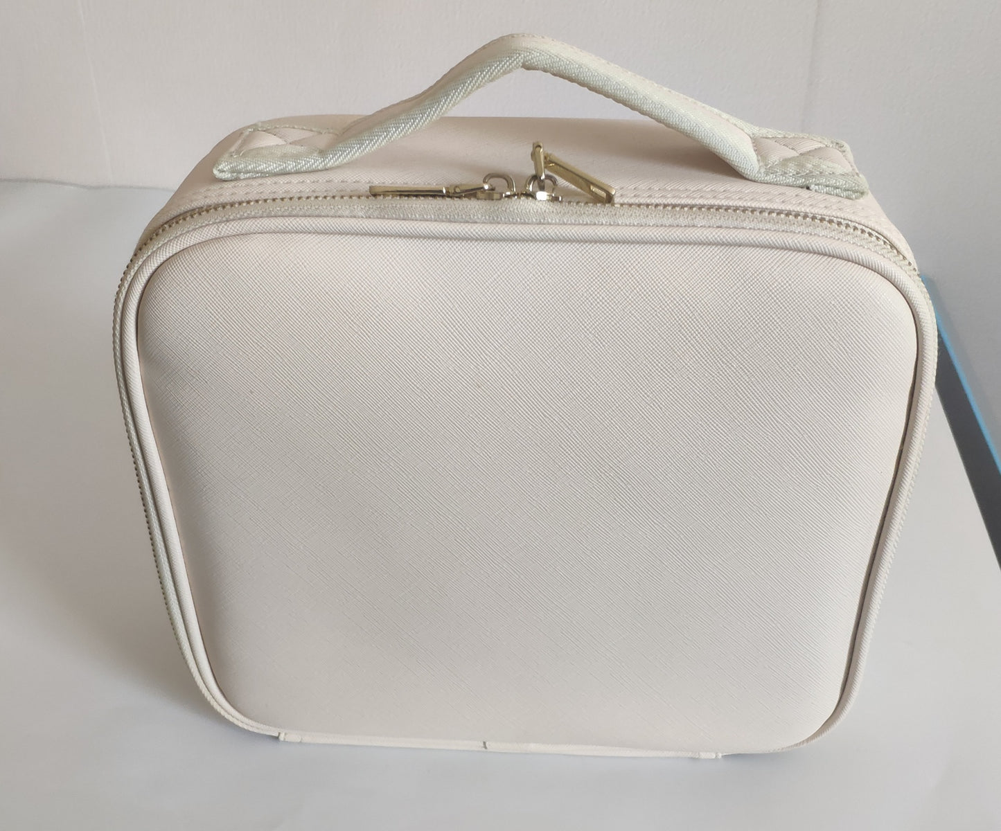 Large Capacity Cosmetic Case With LED Mirror High Sense Multifunctional Storage For Makeup Artist Cosmetic Bag