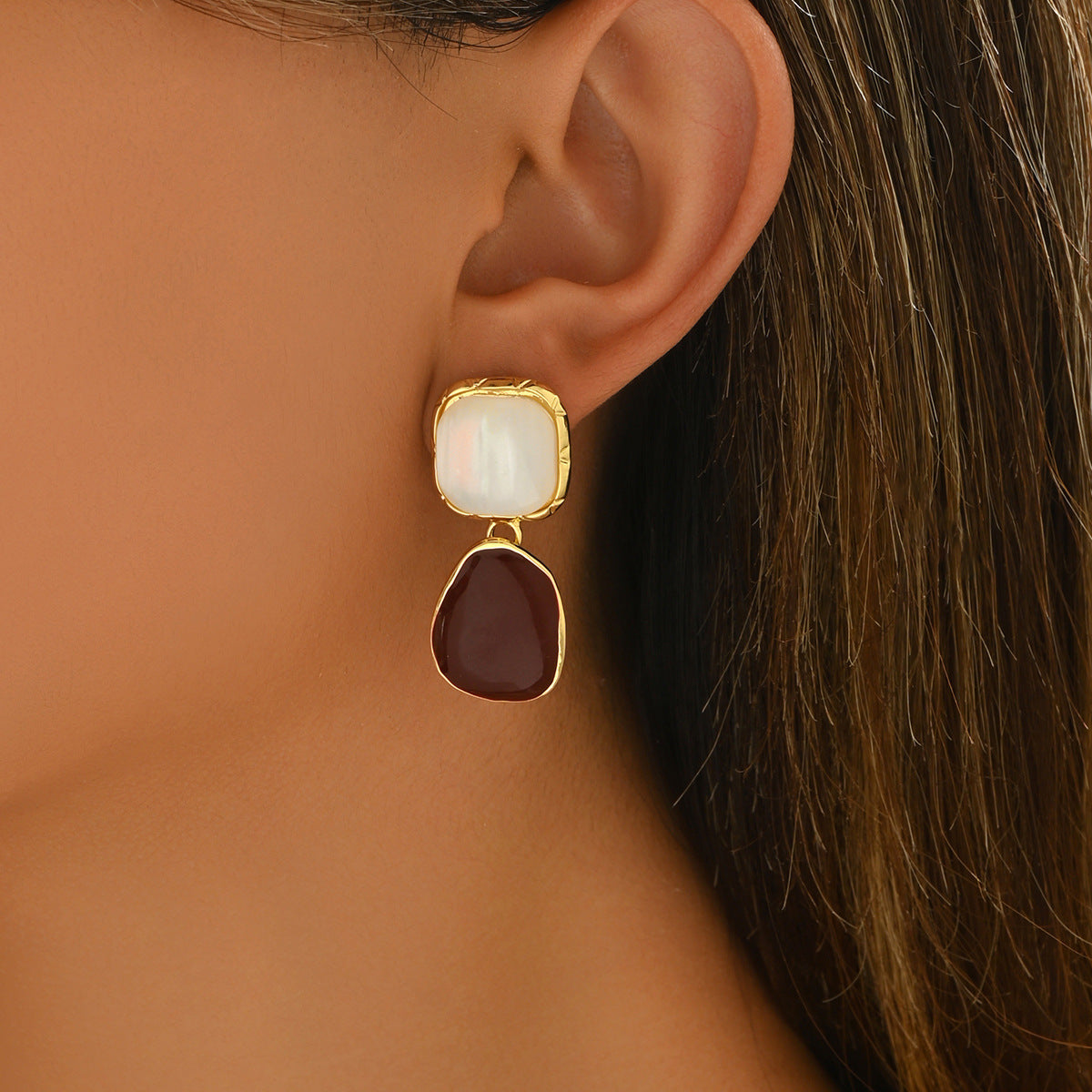 2026 New Fashion Geometric Earrings For Women, Niche High-end Inlaid Red Cubic Zirconia Stud Earrings, Versatile Women Ear Jewelry
