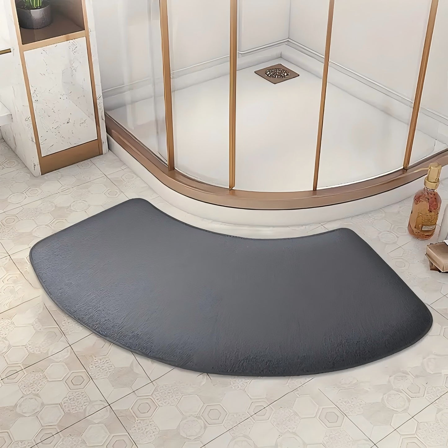 Fan-shaped Bath Mat  Water-absorbent And Anti-slip