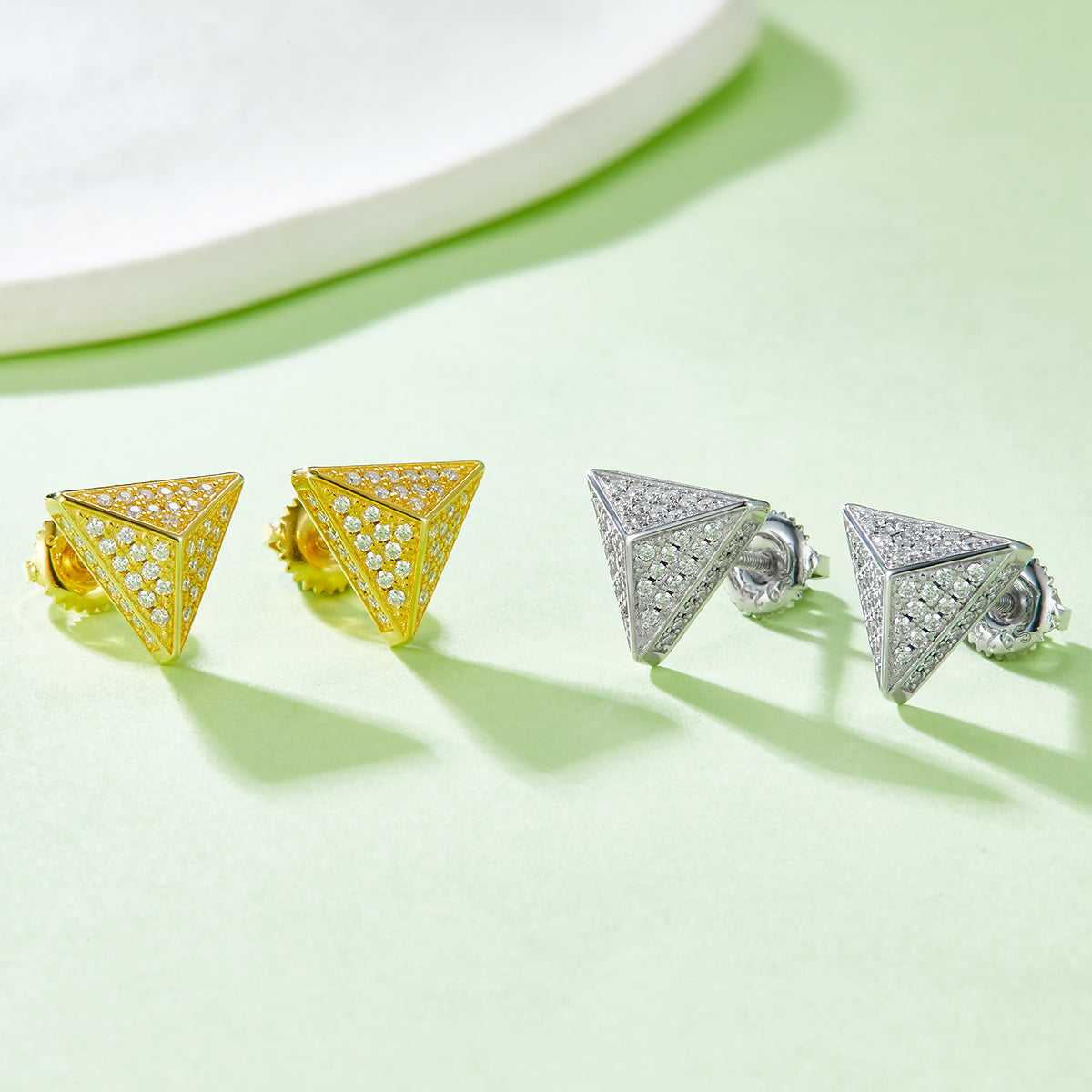 S925 Sterling Silver 114pcs D Color VVS1 Moissanite Triangle Stud Earrings 3D Pyramid Screw Back Hypoallergenic GRA Certified Gift Box
