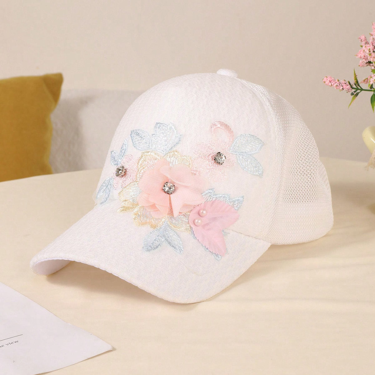 Summer Women's Embroidered Flower Breathable Mesh Fashion Trend Baseball Cap Suitable For Outdoor Outings And Daily Use