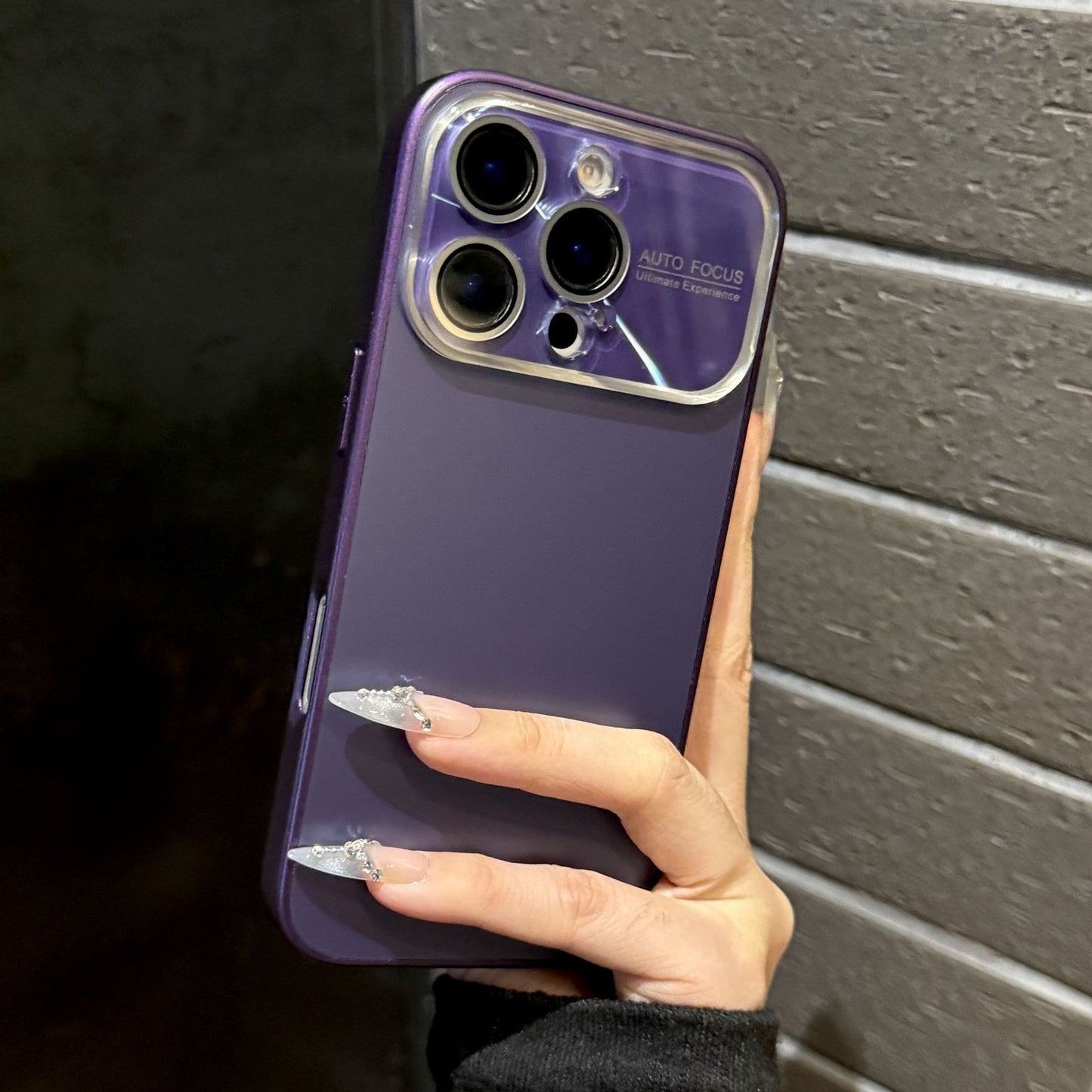 Phone Case With A Large Window And Full-body Protection