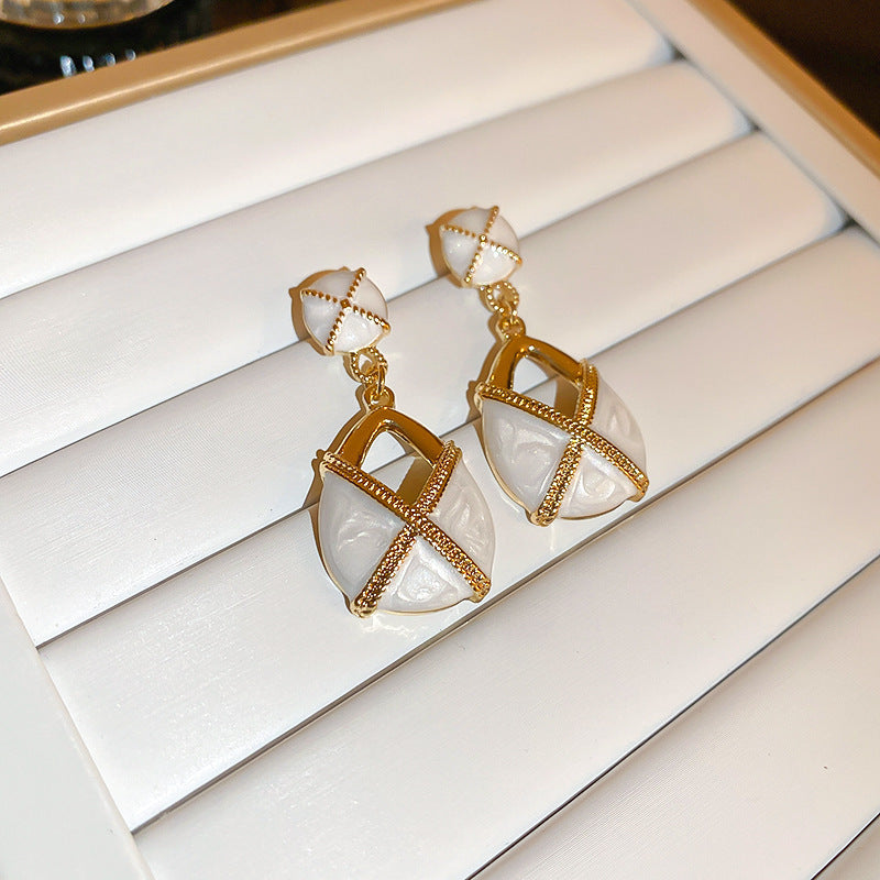 Retro Vintage Earrings For Women Silver Needle French Style Studs Elegant Premium