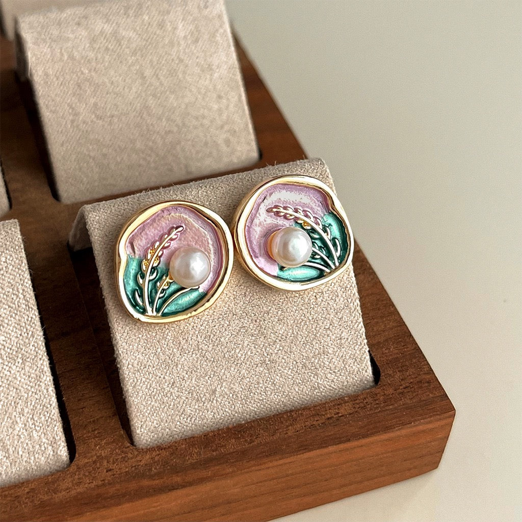Retro Pearl Enamel Earrings Women French Vintage Style Stud Earrings Premium Fashion Jewelry