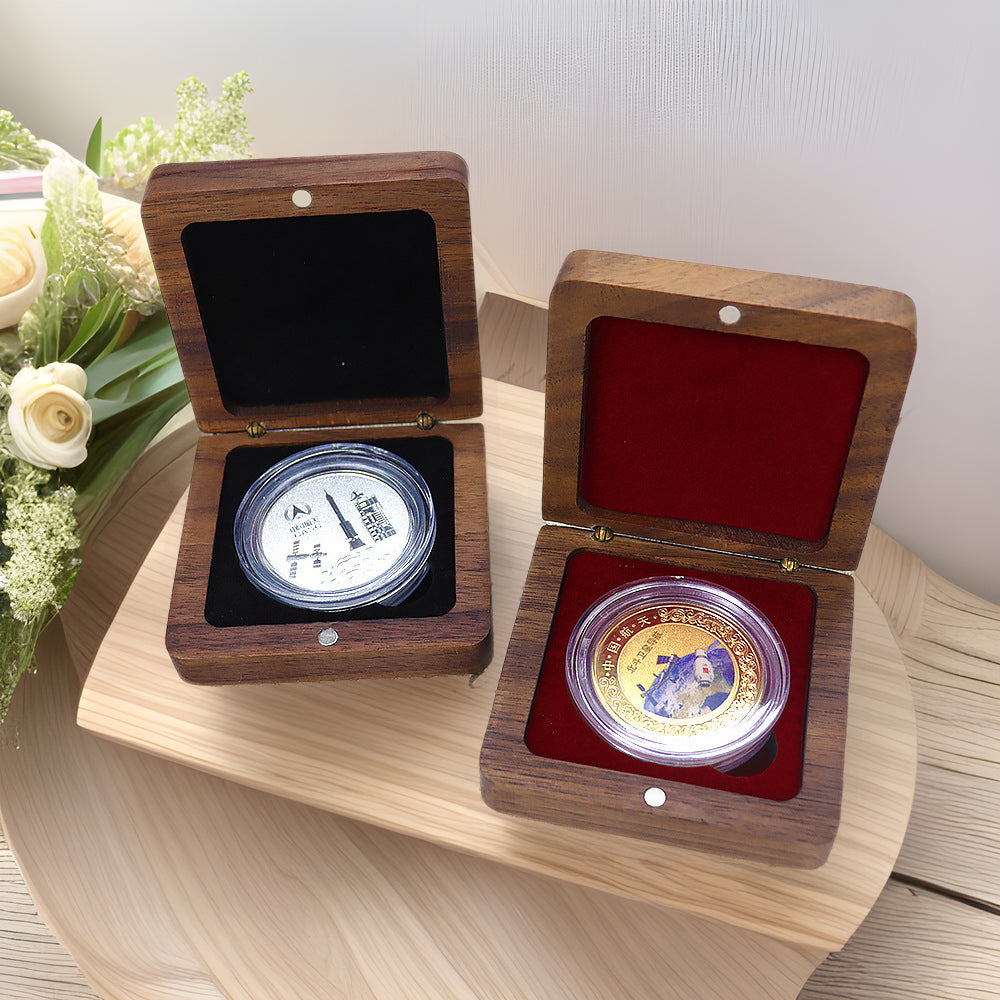 Small Commemorative Coin Badge Medal Solid Wood Gift Box