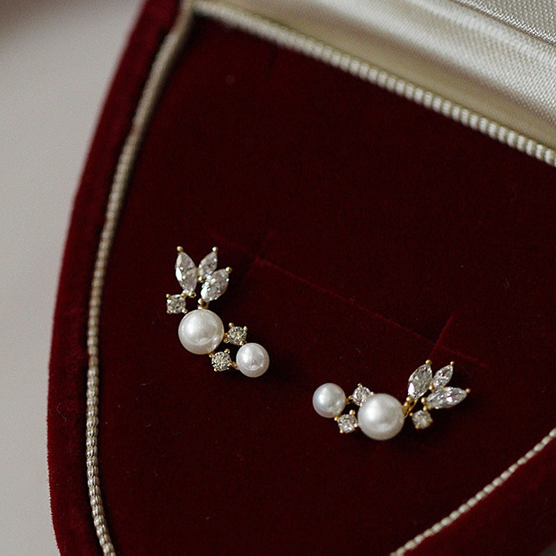 Korean-style Gentle Horse-eye Stud Earrings For Women