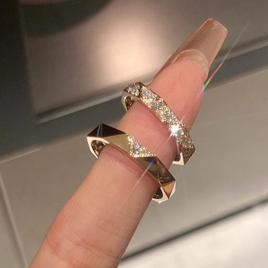 Best-selling Vintage Rhombus Brushed Ring Studded With Diamonds