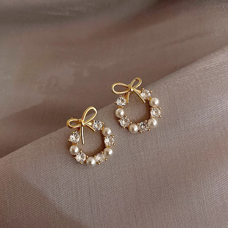 Sleek Design 925 Silver Pearl Stud Earrings Women Minimalist Elegant Unique Fashion Jewelry