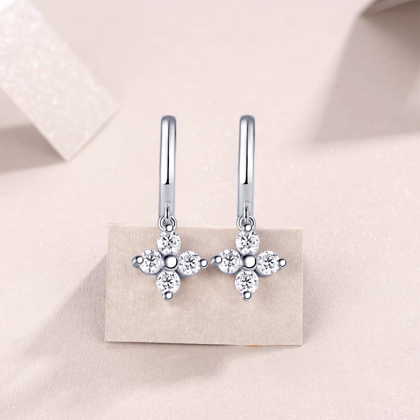 S925 Sterling Silver Clover Drop Huggie Earrings, 0.1ct D-VVS1 Moissanite, Platinum Plated 3.8g Women's Jewelry With GRA Certificate Gift Box