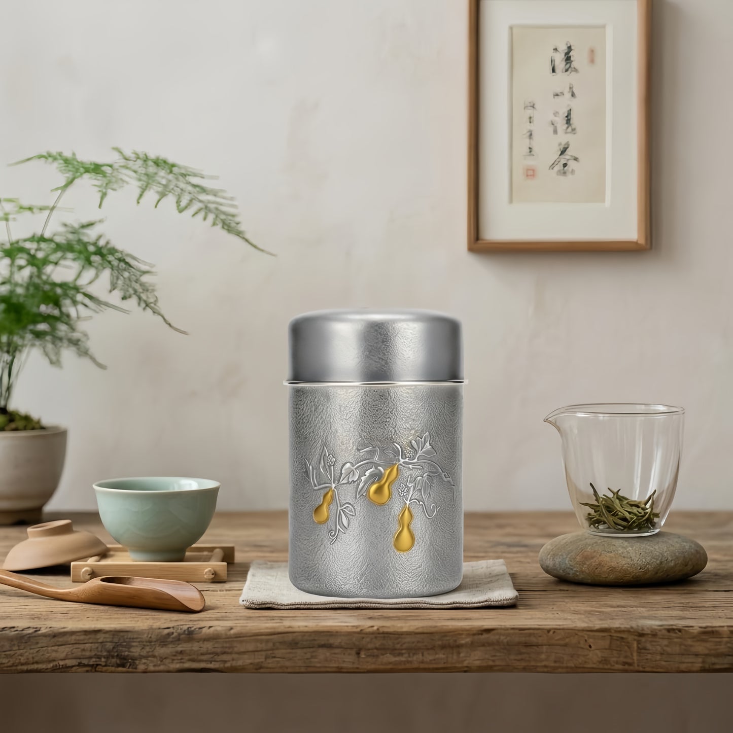 Pure 999 Fine Silver Hammered Silver-Tone Tea Canister with Embossed Gourd Vine Decoration - Handicraft